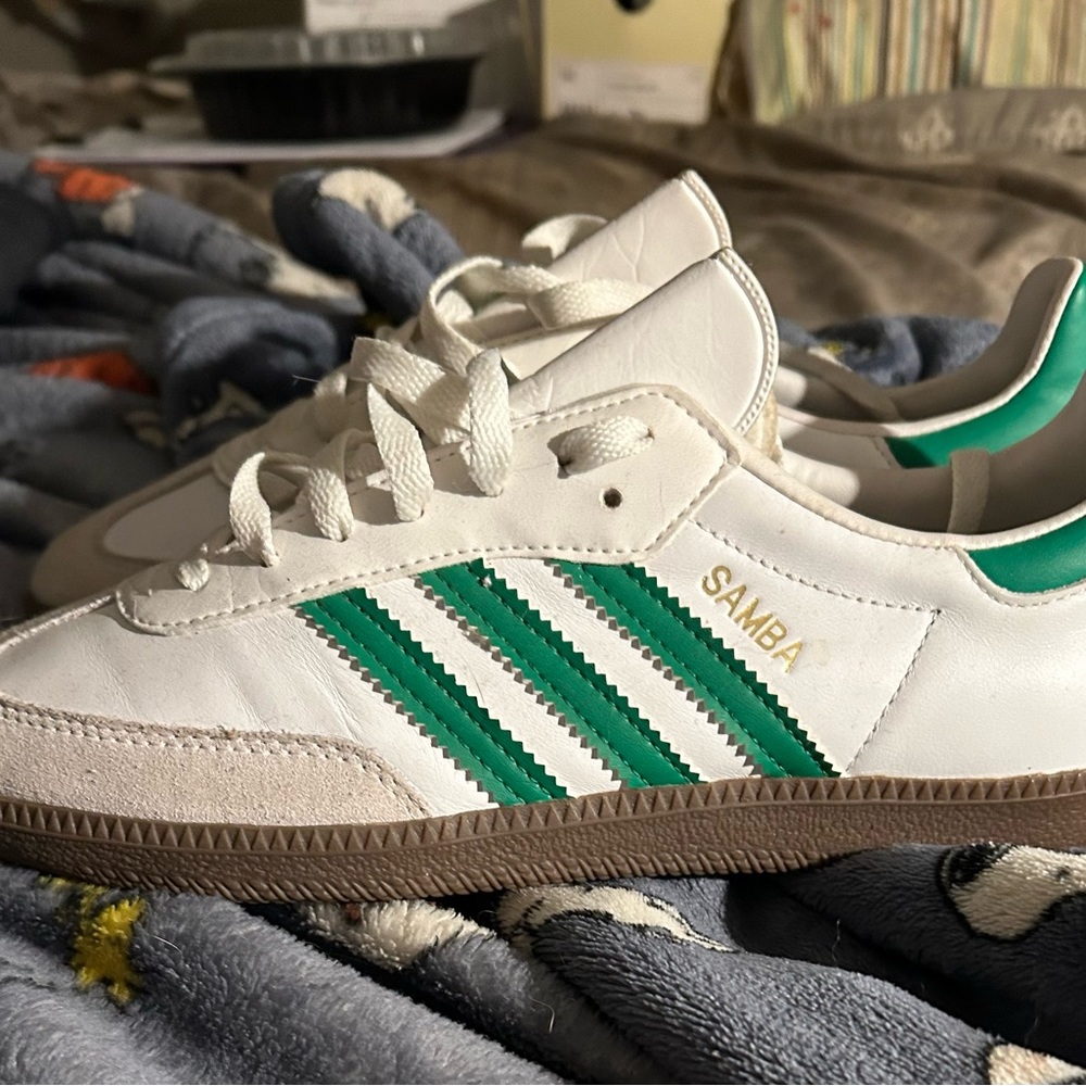 Adidas special “GREEN “addition Samba